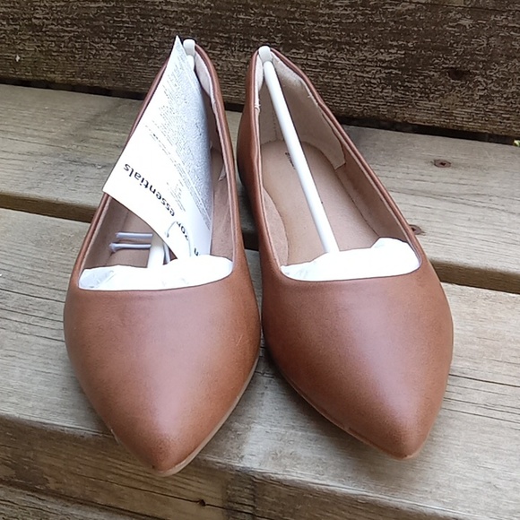 Amazon Essentials Womens Pointed Toe Flat Ballet Shoes Size 5 - Picture 7 of 13